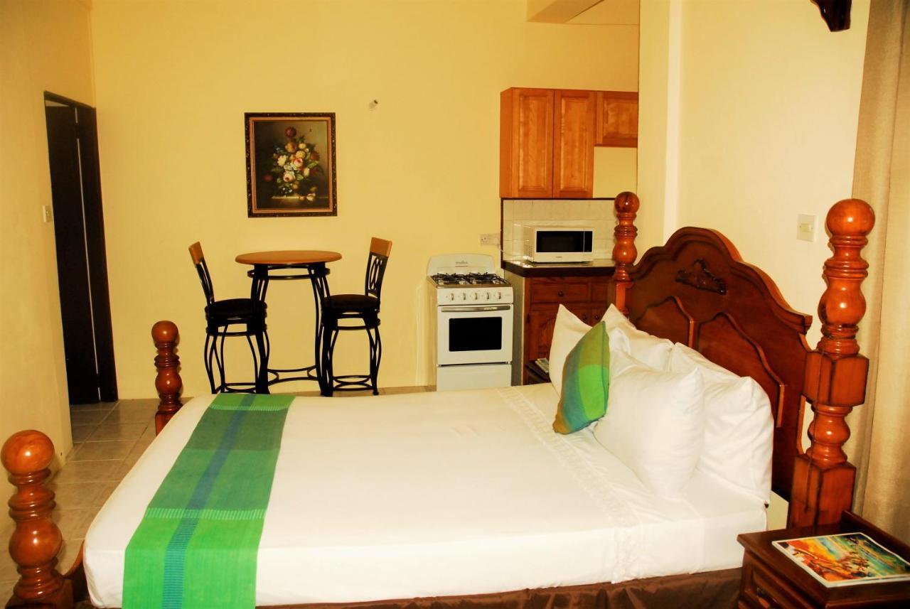 Rich View Hotel Kingstown Exterior photo