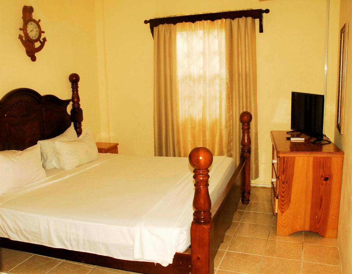 Rich View Hotel Kingstown Exterior photo