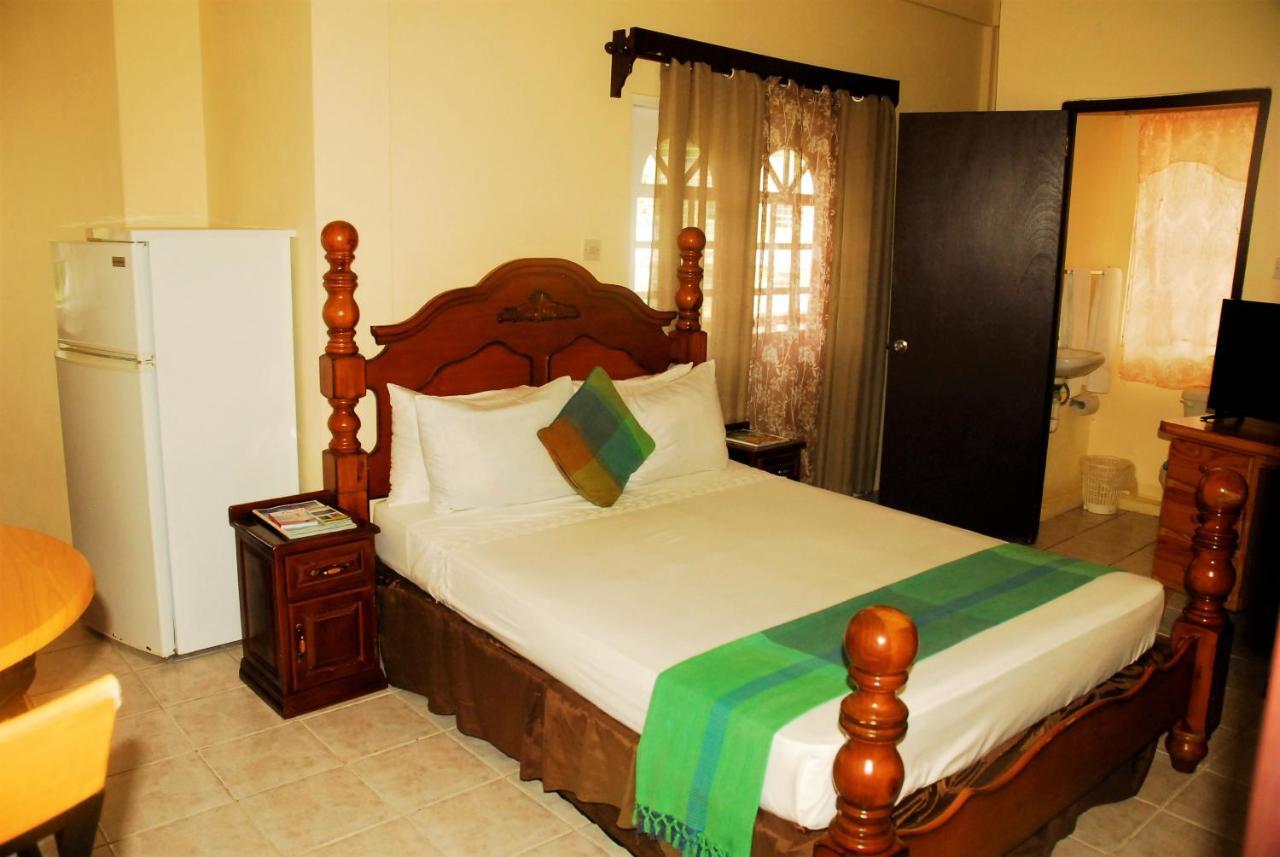 Rich View Hotel Kingstown Exterior photo